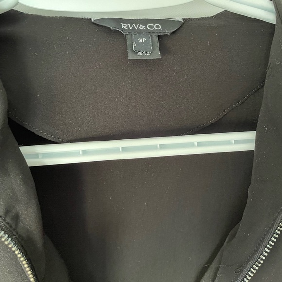 RW&CO. Black Long Sleeve silver Zipper Blouse size small NWOT - Picture 2 of 4